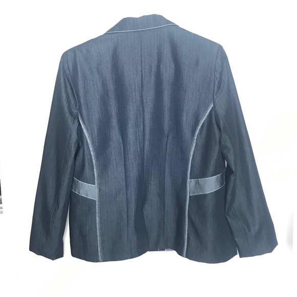 Women’s Denim Look Button Front Blazer Jacket – Contrast Stitching - Picture 3 of 12